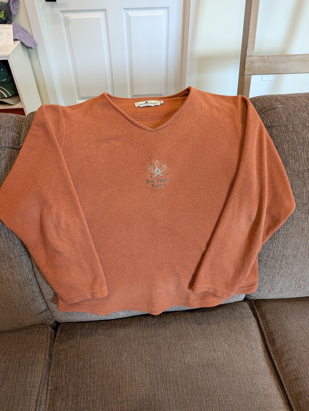 Vintage Sun Peaks Resort Sweater (Women's Medium)